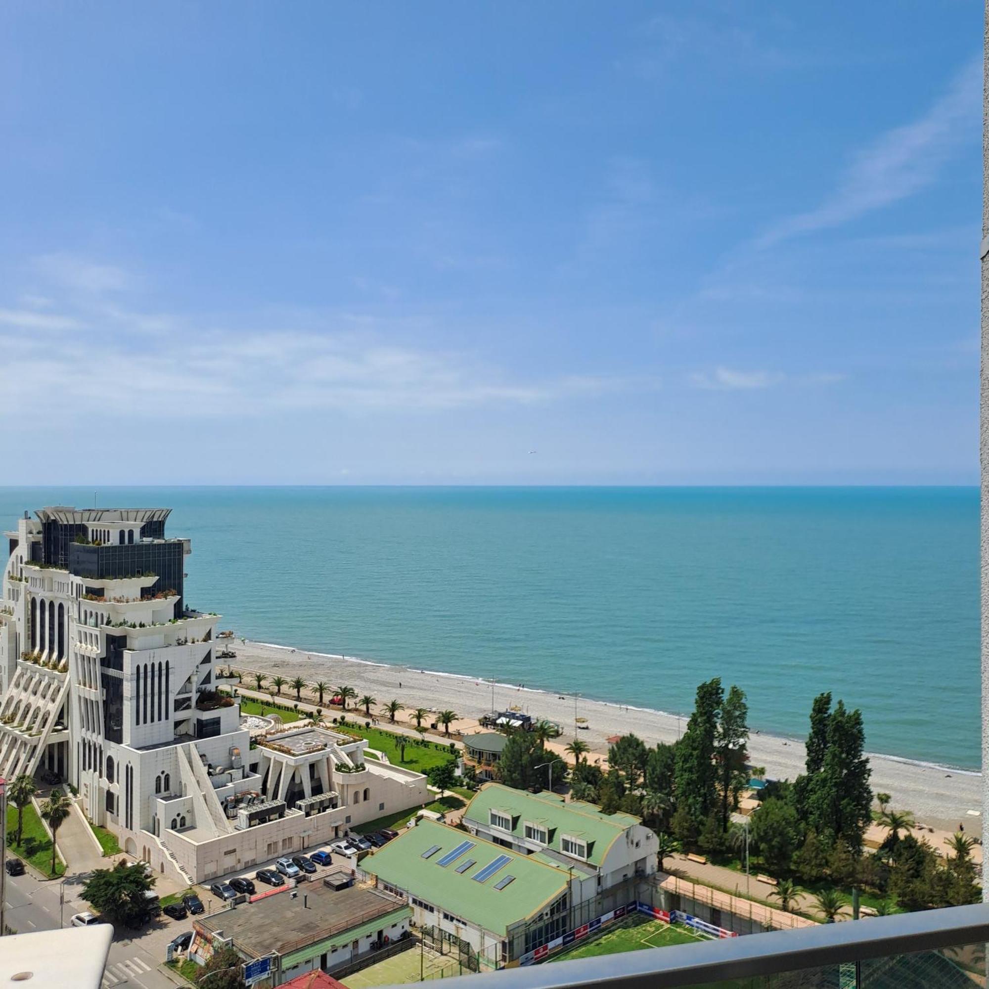 Apartamento Welcome Orbi Batumi Sea View Exterior foto